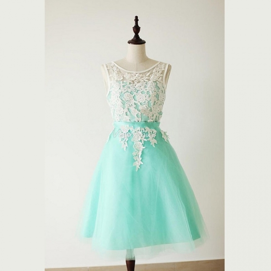 Elegant Knee-Length Bateau Mint Green Homecoming Dresses with Lace Sash - Click Image to Close