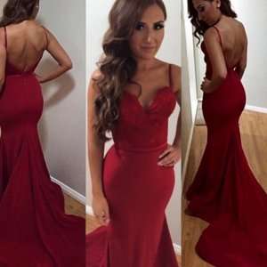 Hot Selling Burgundy Spaghetti Straps Sleeveless Lace Backless Long Prom Dress