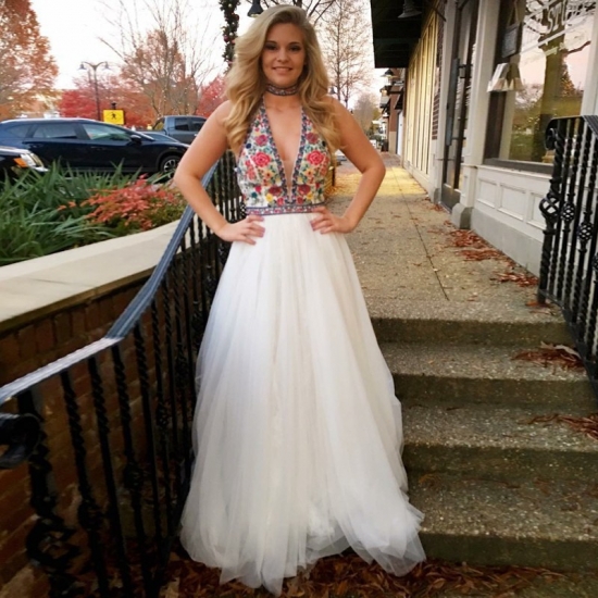 A-Line Deep V-Neck Floor-Length White Prom Dress with Embroidery - Click Image to Close