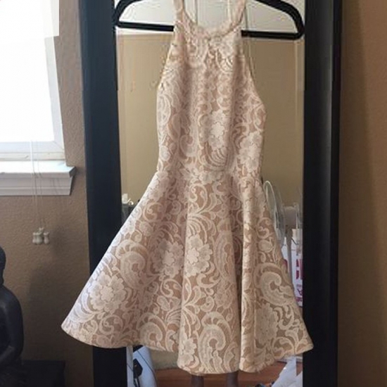 A-Line Jewel Backless Short Champagne Lace Homecoming Dress - Click Image to Close