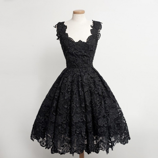 Vintage Ball Gown Scoop Knee-Length Black Lace Homecoming Dress - Click Image to Close