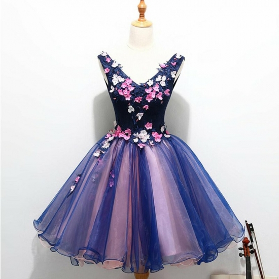 Ball Gown V-Neck Dark Blue Short Tulle Homecoming Dress with Appliques - Click Image to Close