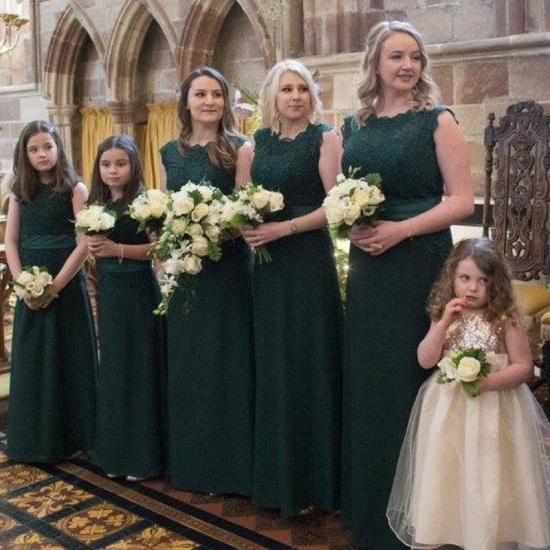 A-Line Round Neck Floor-Length Dark Green Chiffon Bridesmaid Dress with Lace - Click Image to Close