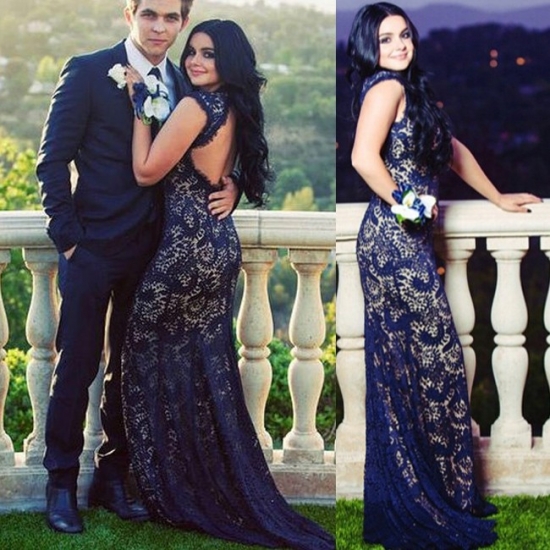 Elegant Backless Long Prom Dress - Royal Blue Mermaid V-Neck with Lace - Click Image to Close