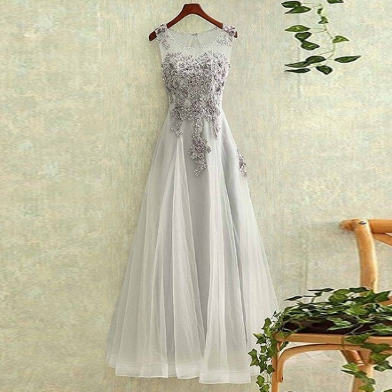 A-Line Bateau Light Grey Tulle Keyhole Back Prom Dress with Beading Appliques - Click Image to Close