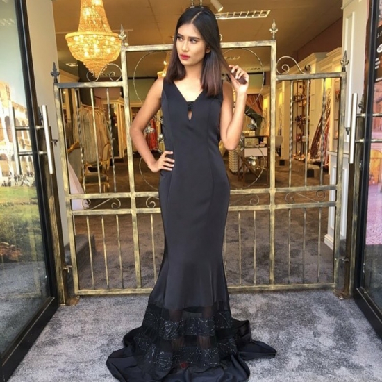 Mermaid V-Neck Sweep Train Black Prom Dress with Lace - Click Image to Close